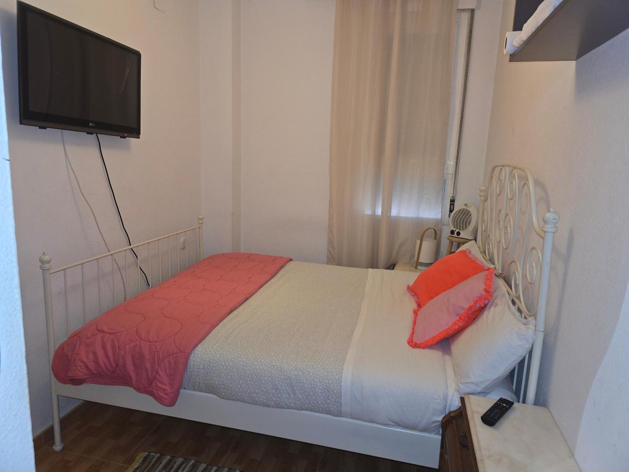 Acogedoras Habitaciones En Мадрид Екстериор снимка