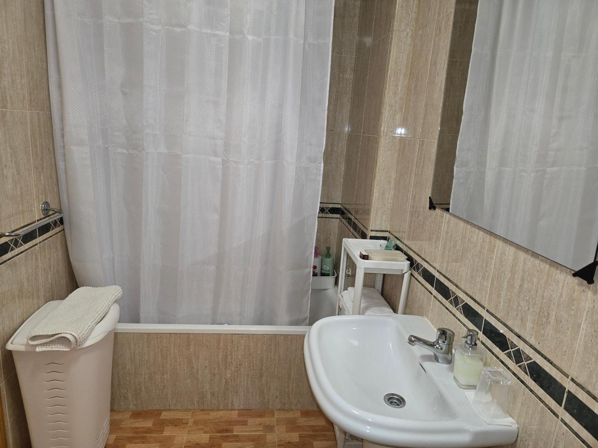 Acogedoras Habitaciones En Мадрид Екстериор снимка